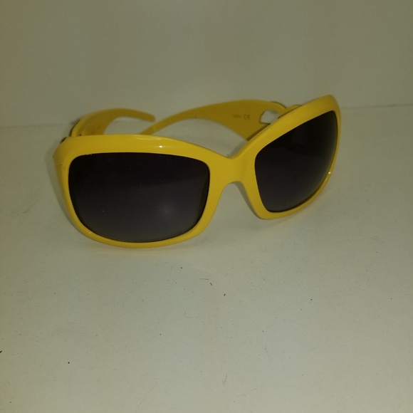 Disney Christmas 2025 Lil Rin Rin Plush Badge Red New